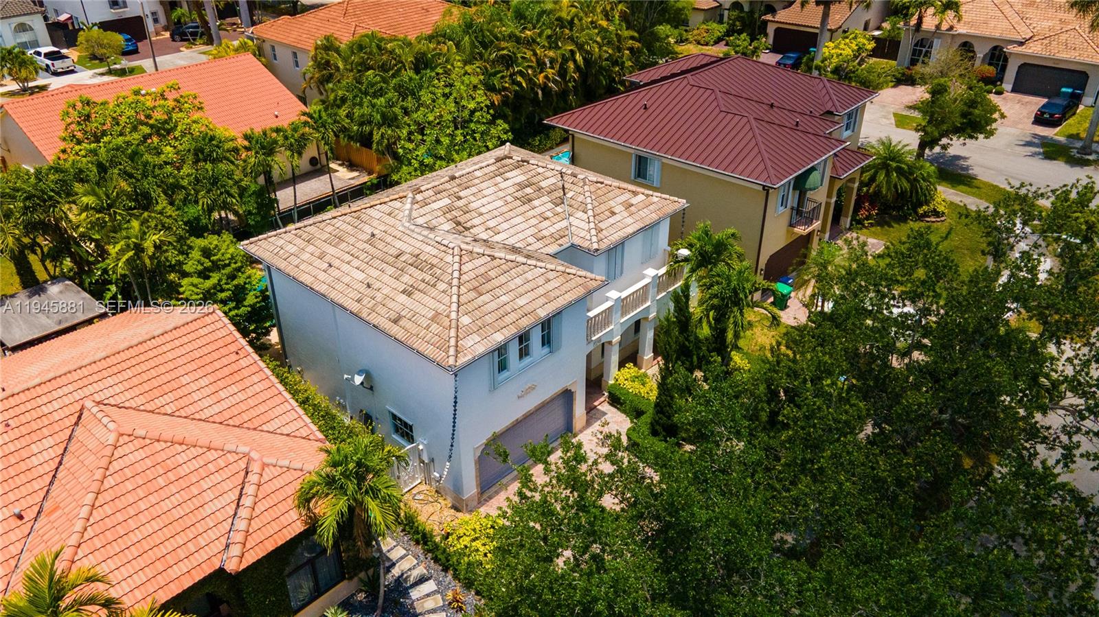 REVISED PLAT OF HAMMOCKS - Residential