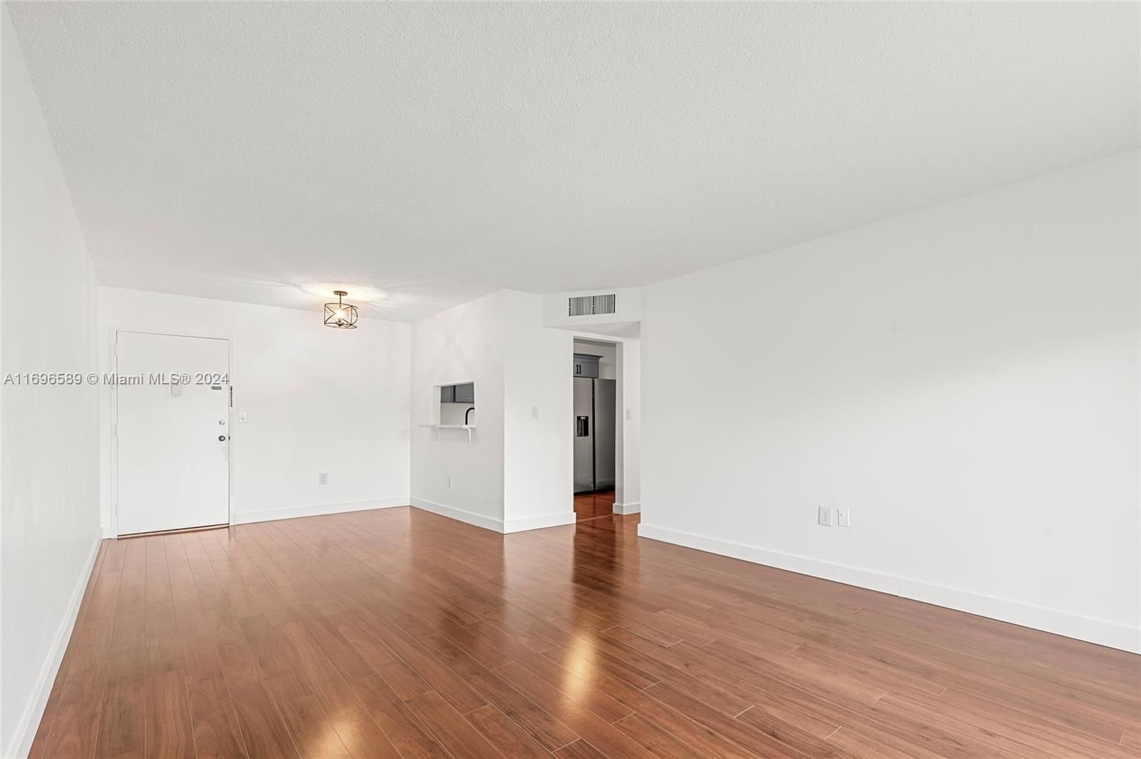 PALM HAVEN TOWERS CONDO - Residential