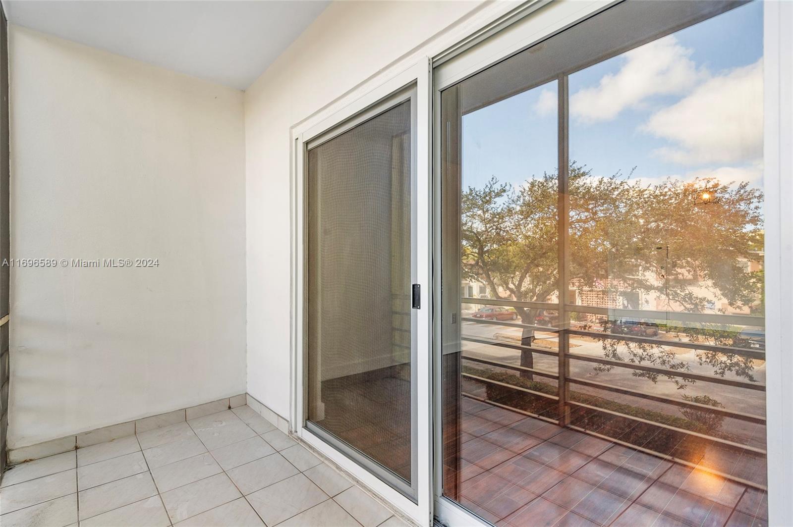 PALM HAVEN TOWERS CONDO - Residential