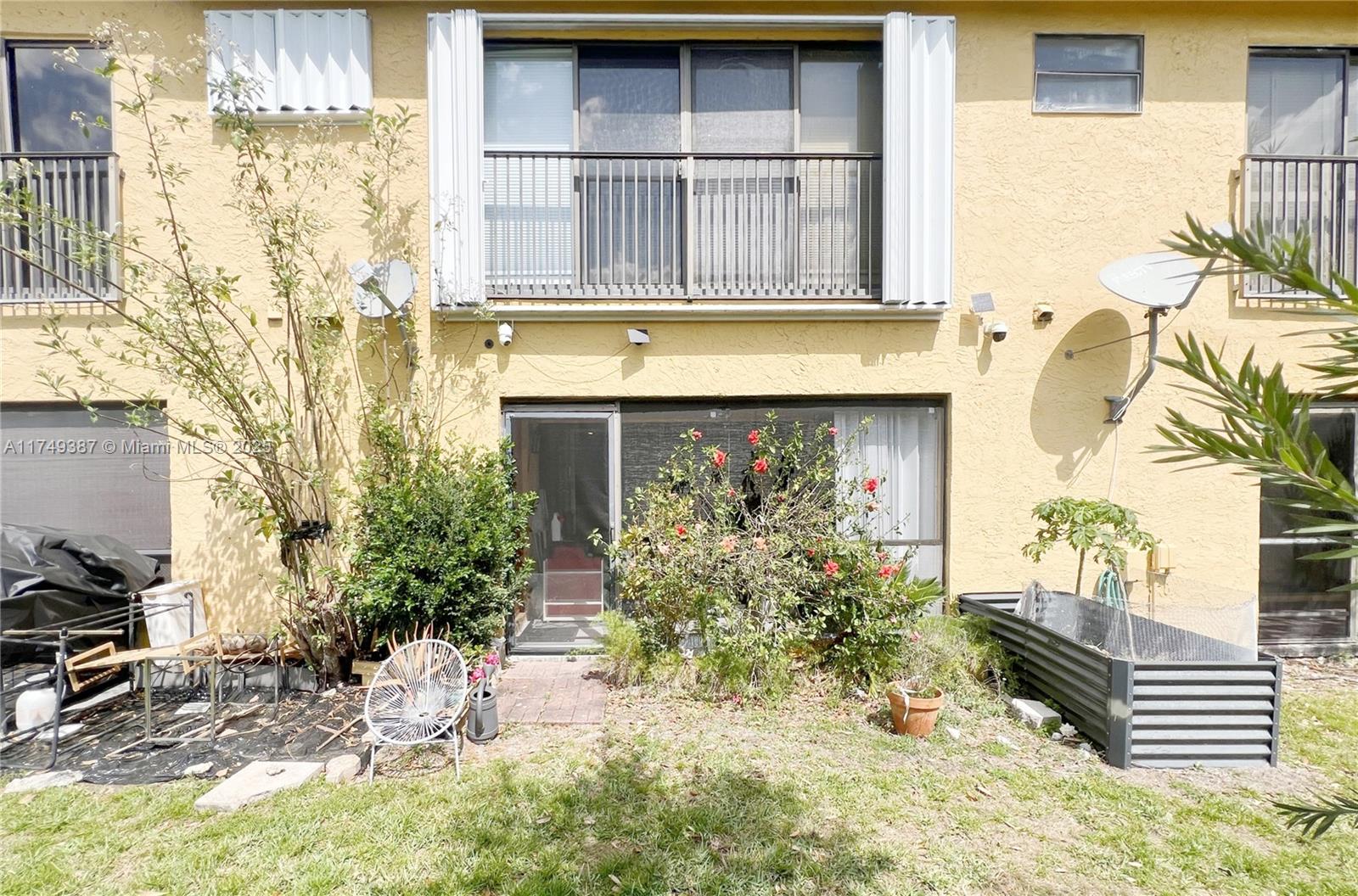 SPRINGTREE LAKES - Residential