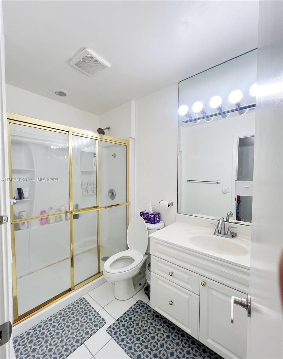 SPRINGTREE LAKES - Residential