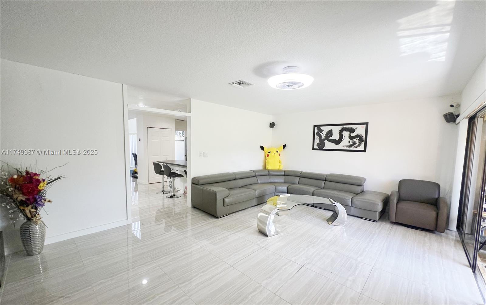 SPRINGTREE LAKES - Residential