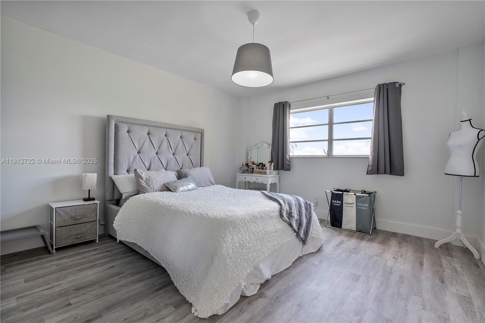 SUMMIT CONDO - Residential Lease
