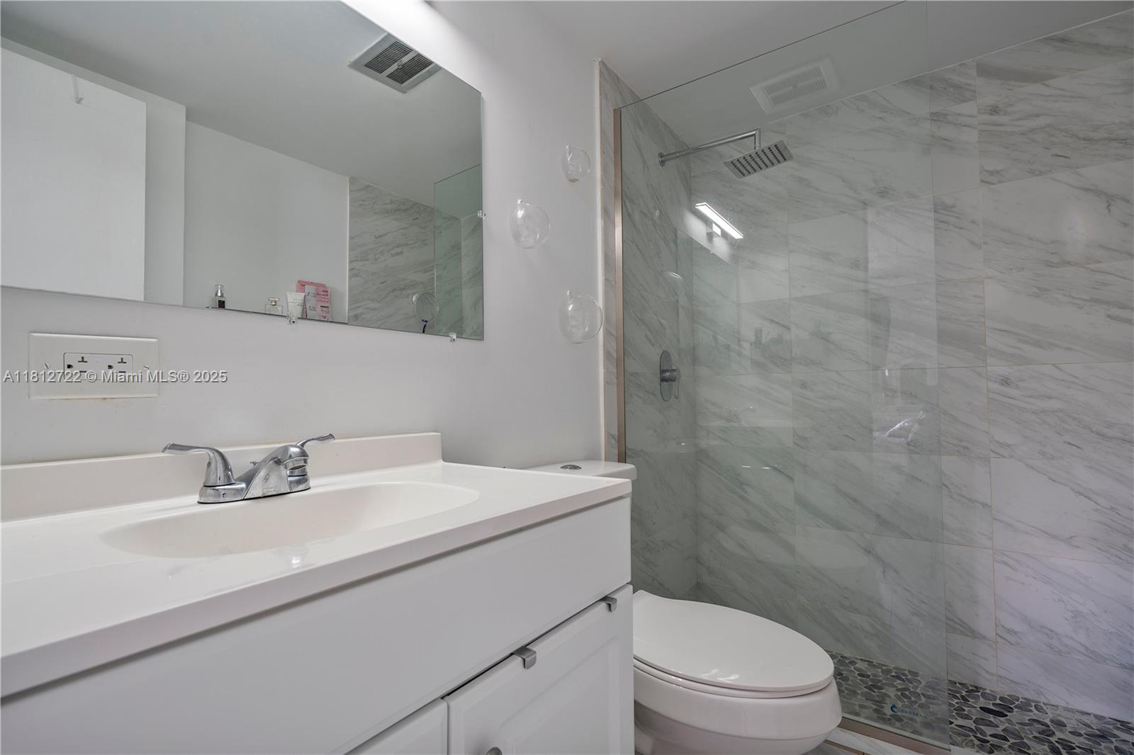 SUMMIT CONDO - Residential Lease