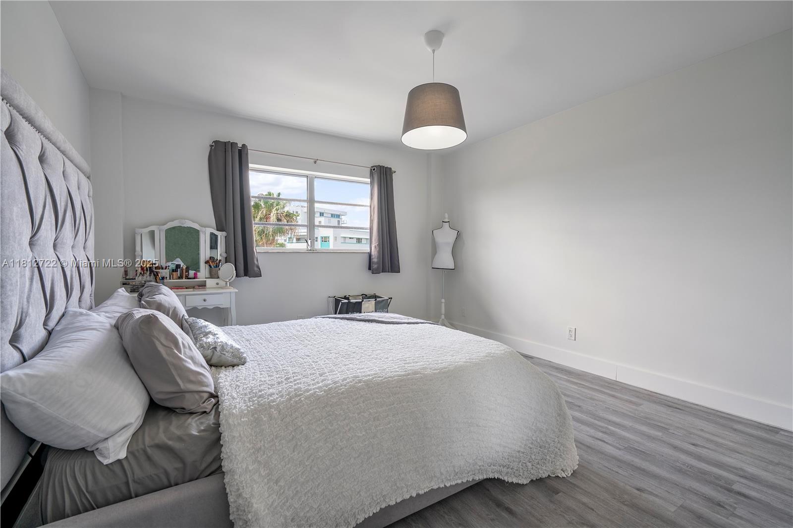 SUMMIT CONDO - Residential Lease