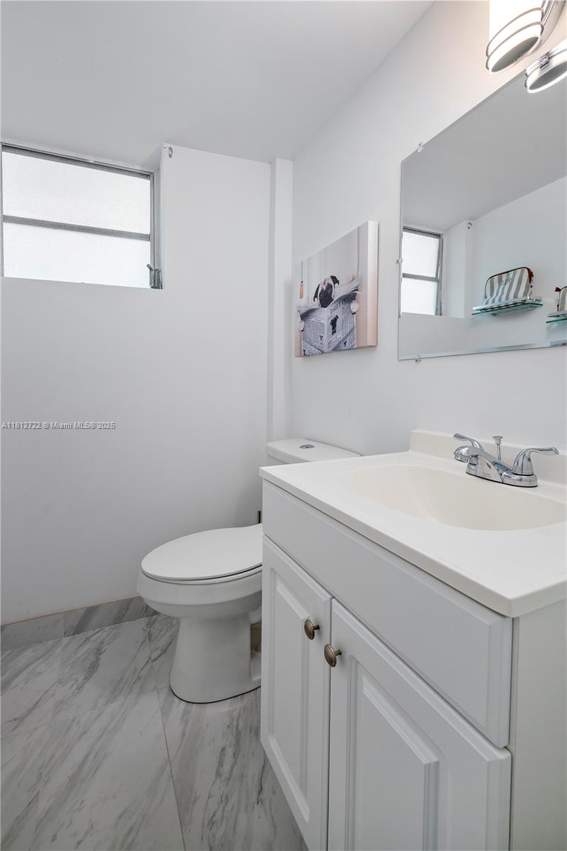 SUMMIT CONDO - Residential Lease