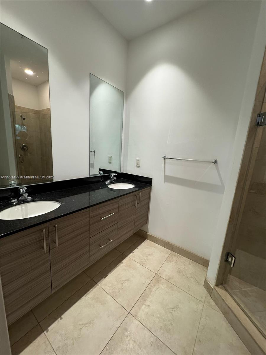 CALABRIA II CONDO - Residential