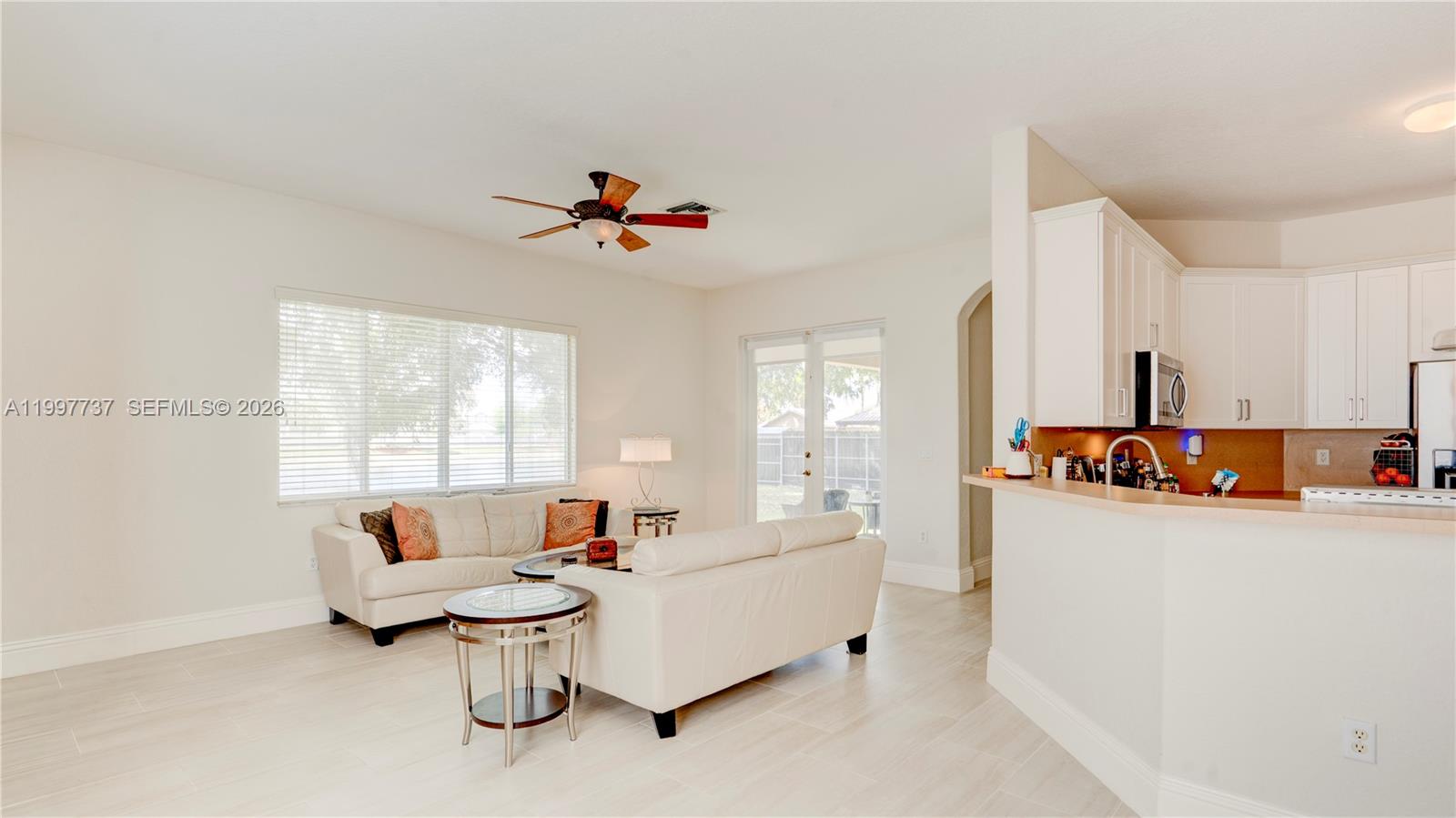 EDEN LAKE ESTATES - Residential