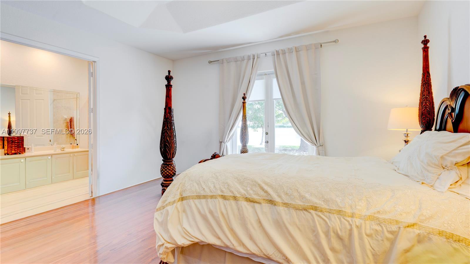 EDEN LAKE ESTATES - Residential