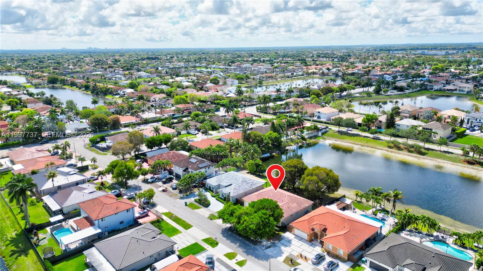 EDEN LAKE ESTATES - Residential