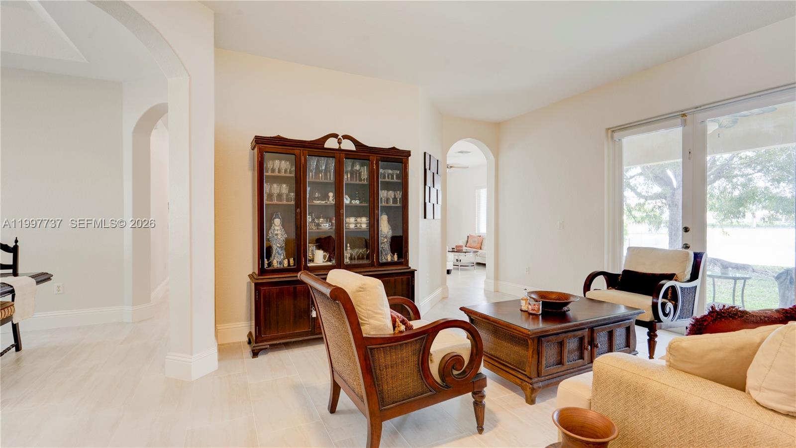 EDEN LAKE ESTATES - Residential