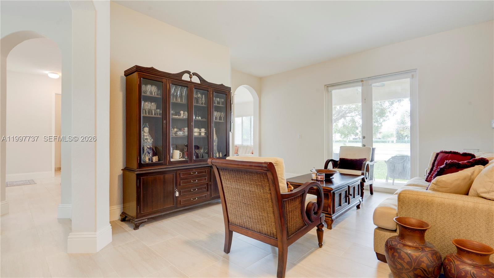 EDEN LAKE ESTATES - Residential