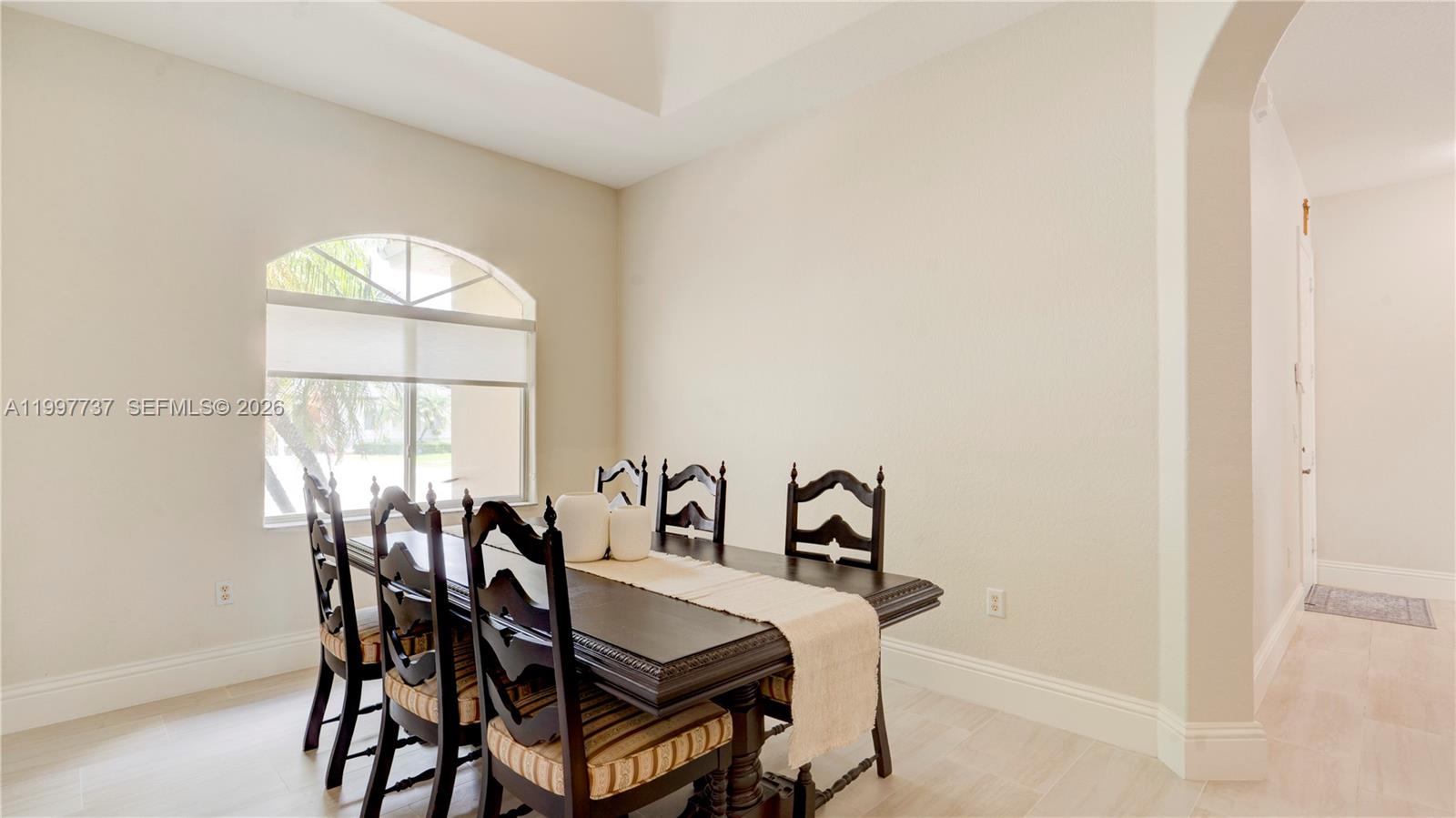 EDEN LAKE ESTATES - Residential