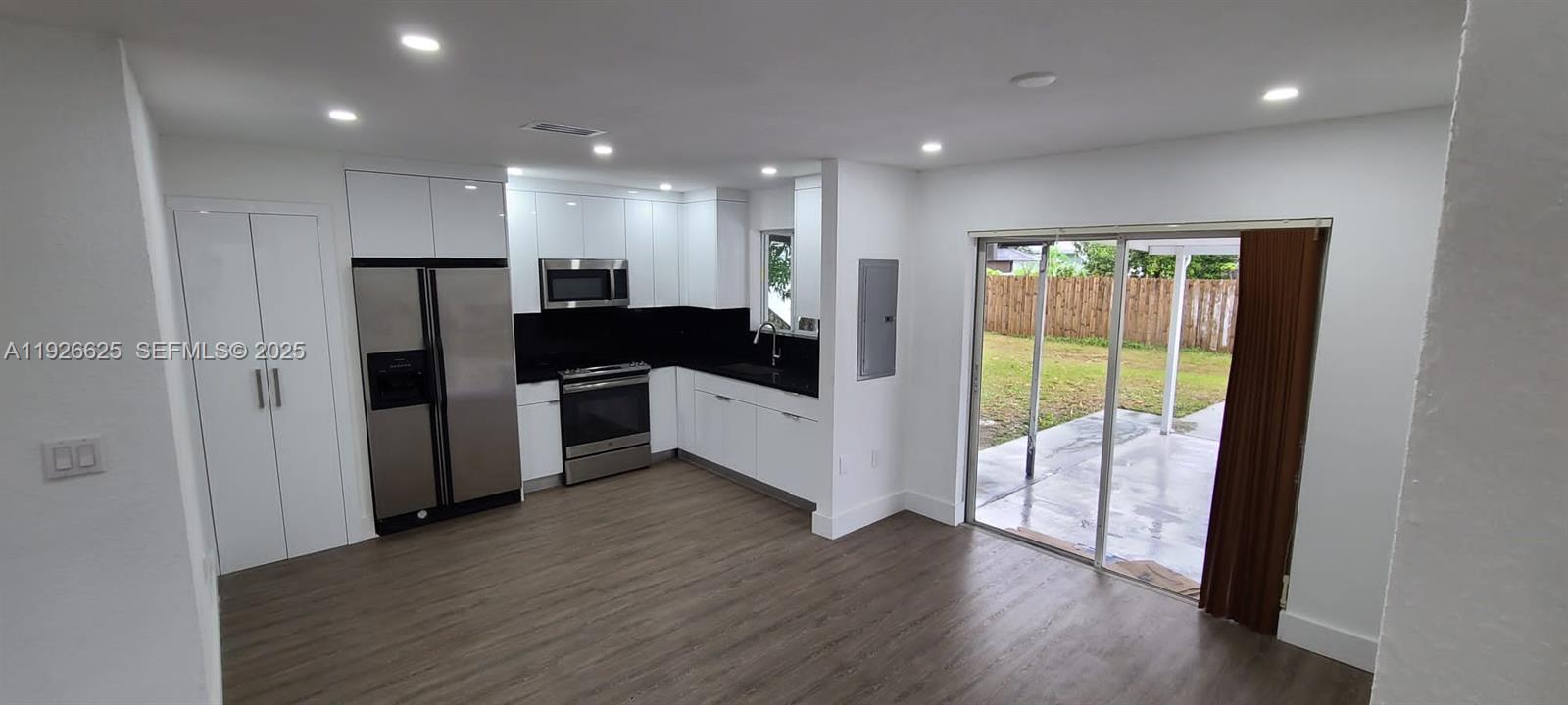 PALMETTO GDNS - Residential