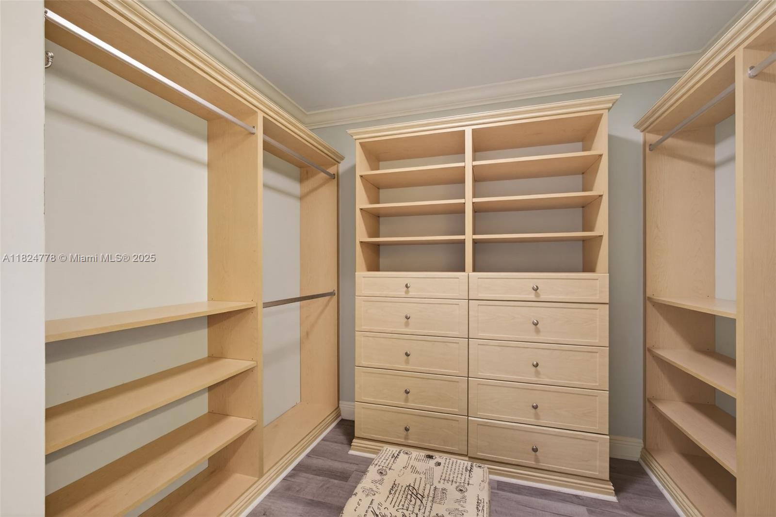 GOLF VILLAS CONDO - Residential Lease