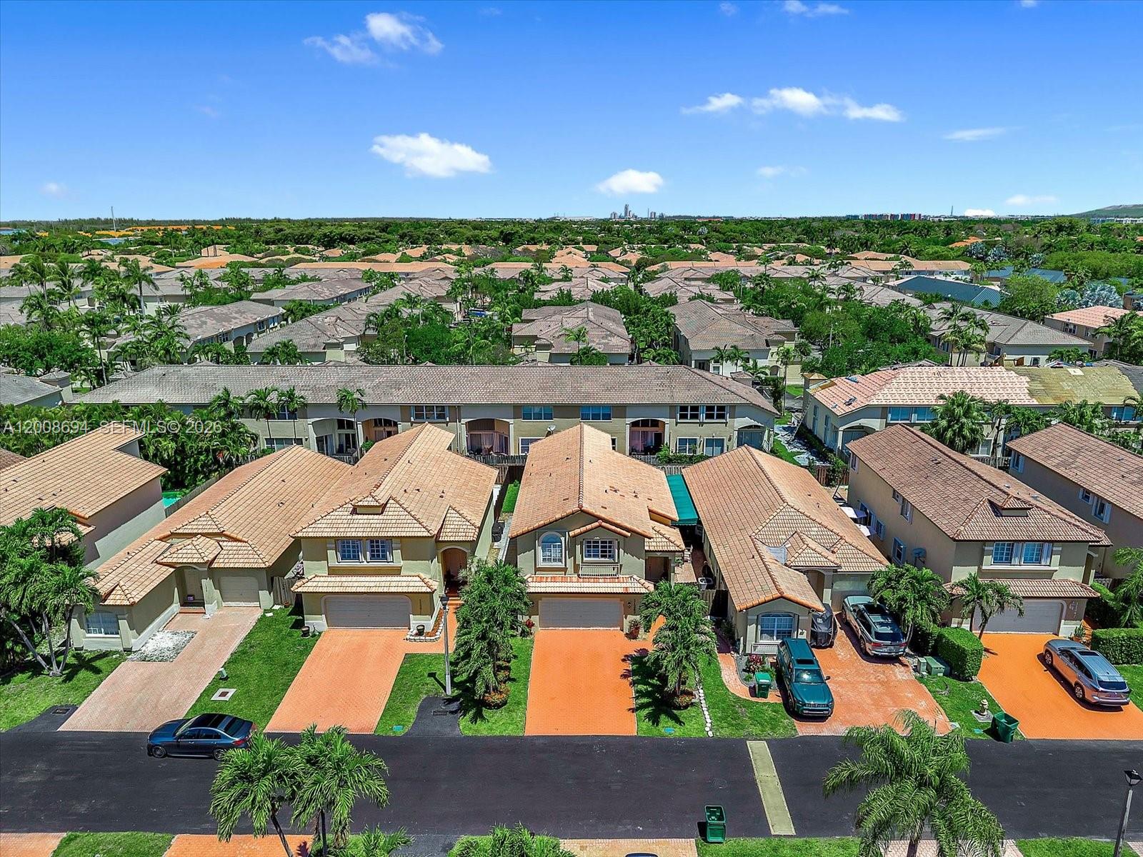 DORAL LANDINGS EAST - Residential