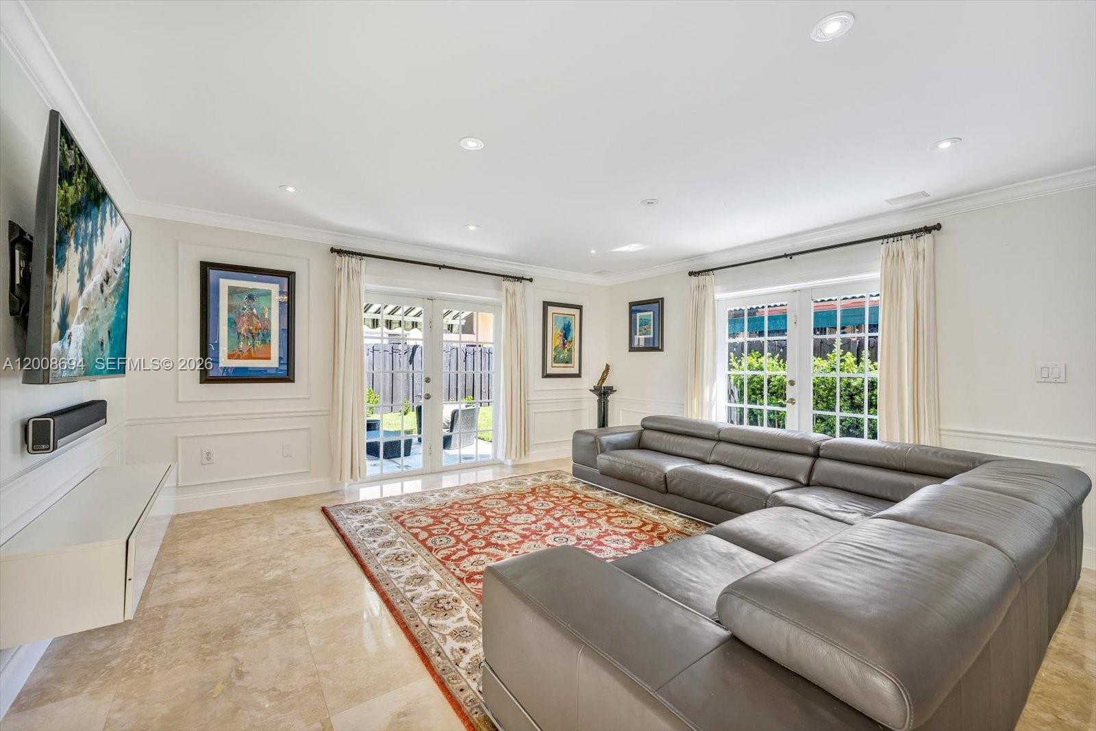 DORAL LANDINGS EAST - Residential