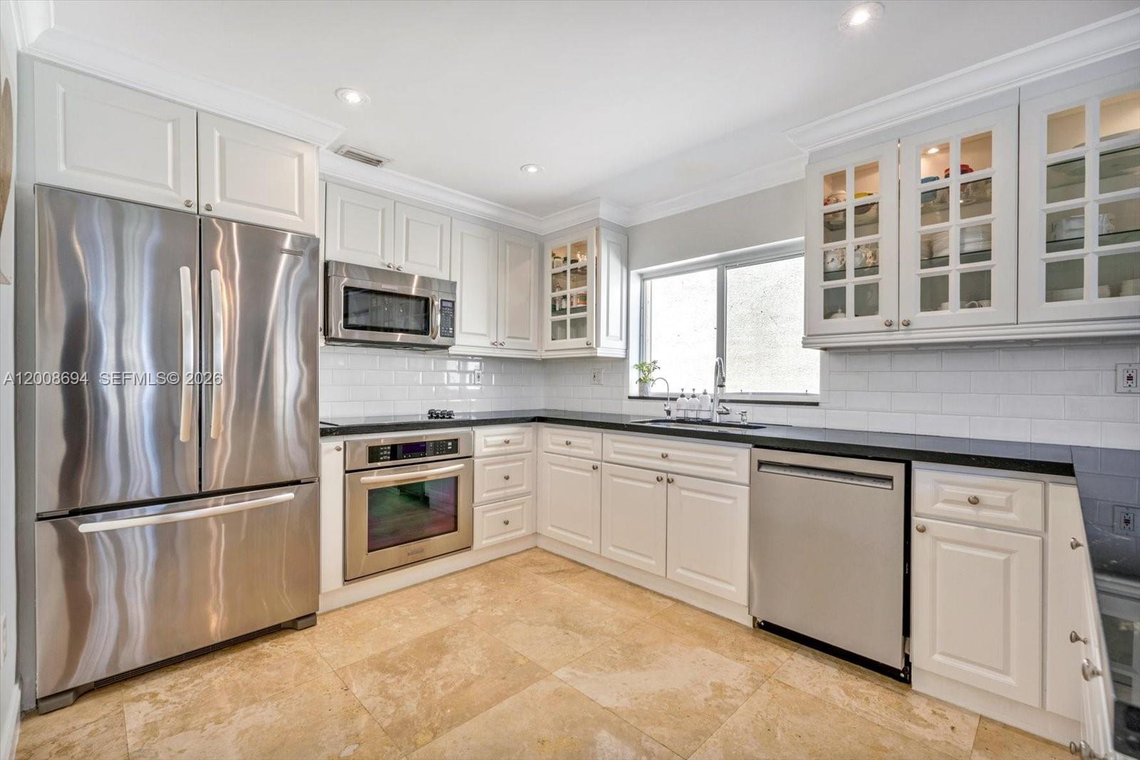 DORAL LANDINGS EAST - Residential