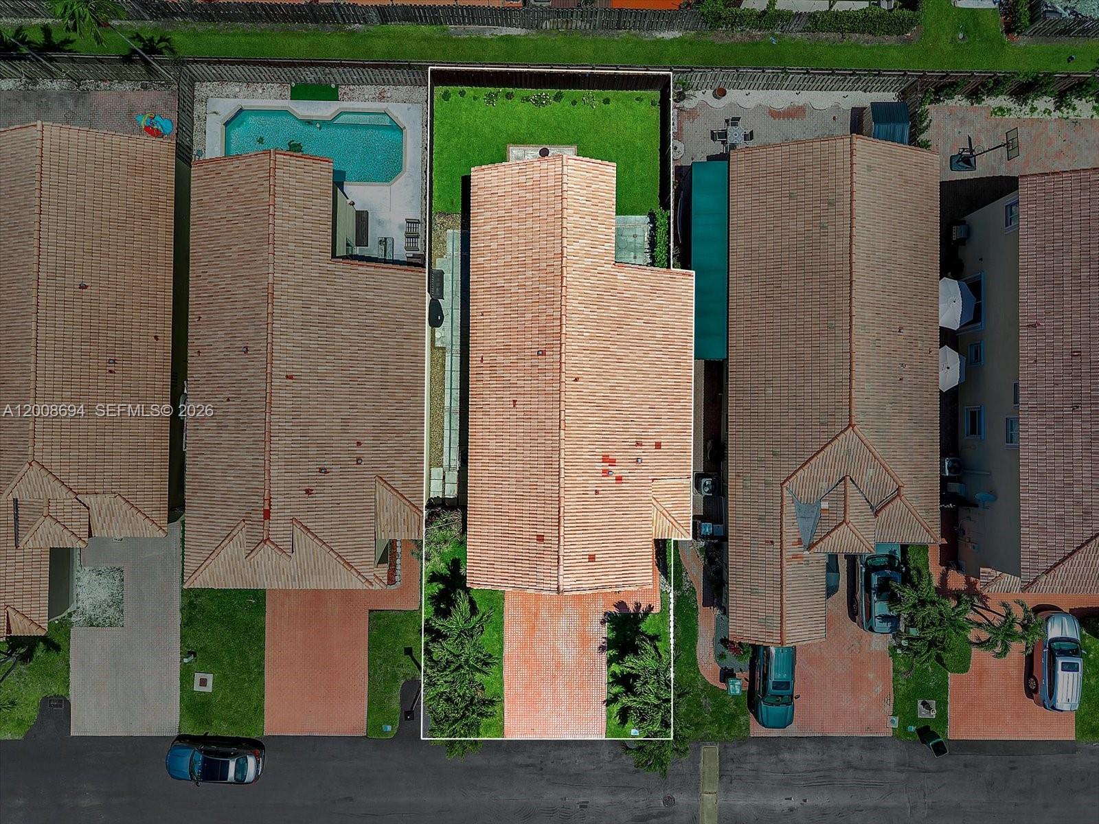 DORAL LANDINGS EAST - Residential