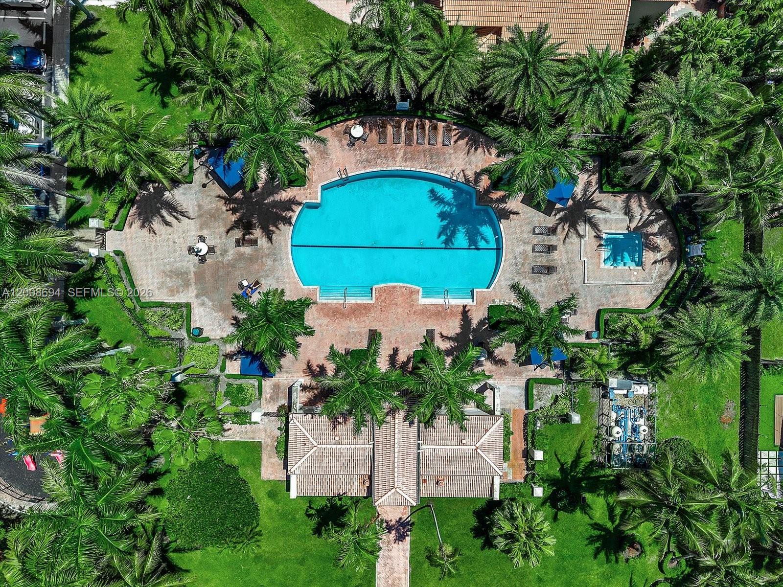 DORAL LANDINGS EAST - Residential