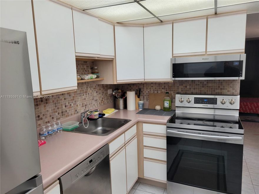 Beautiful 2 Bedroom and 2 Bathroom split floor plan unit. Brand-new appliances. Gorgeous views from 12th floor of Sunny Isles Beach skyline. Everything is renovated and new - living room, both bathrooms. Building offers many amenities such: gym, game room, pool and many more. Excellent location, walking distance to the beach, restaurants, shops, public parks and supermarkets (PUBLIX, MILAMS). In 5min walk to the Atlantic ocean. Rental includes Water, Basic TV, Internet, Total appliances services. The Best place for living!!