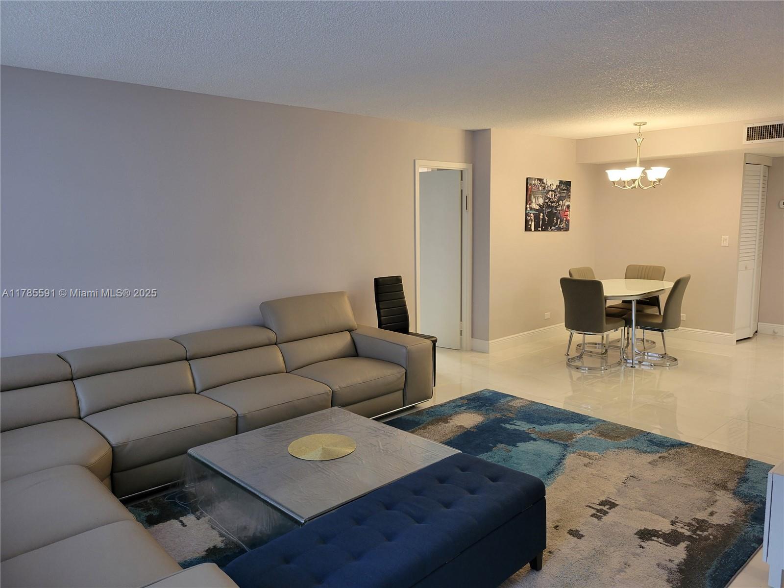 WINSTON TOWERS 200 CONDO - Residential