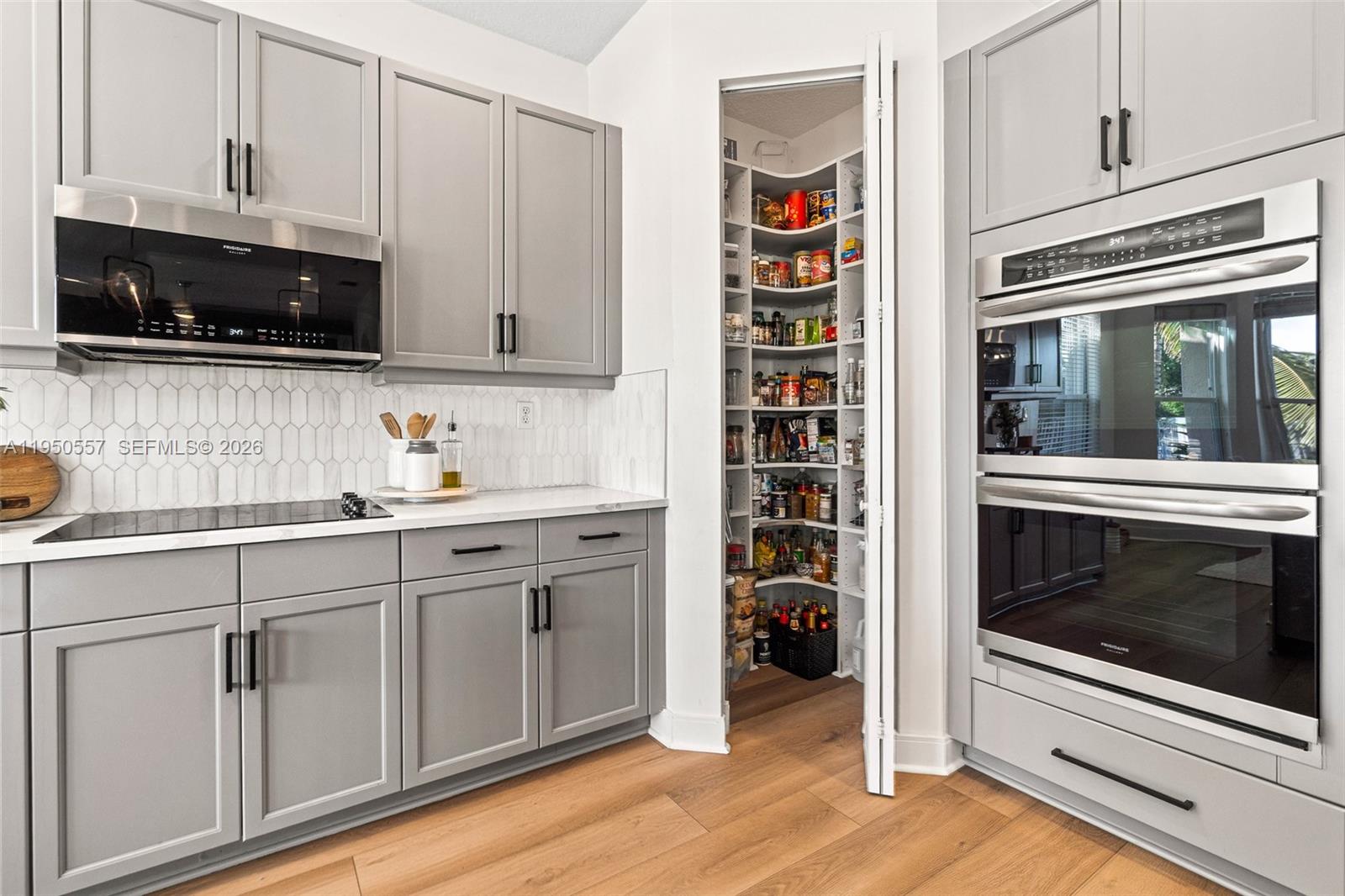 CORAL CREEK REPLAT NO 5 - Residential