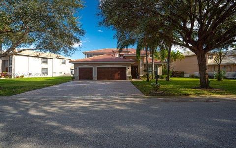5923 NW 54th Cir Coral Springs FL 33067