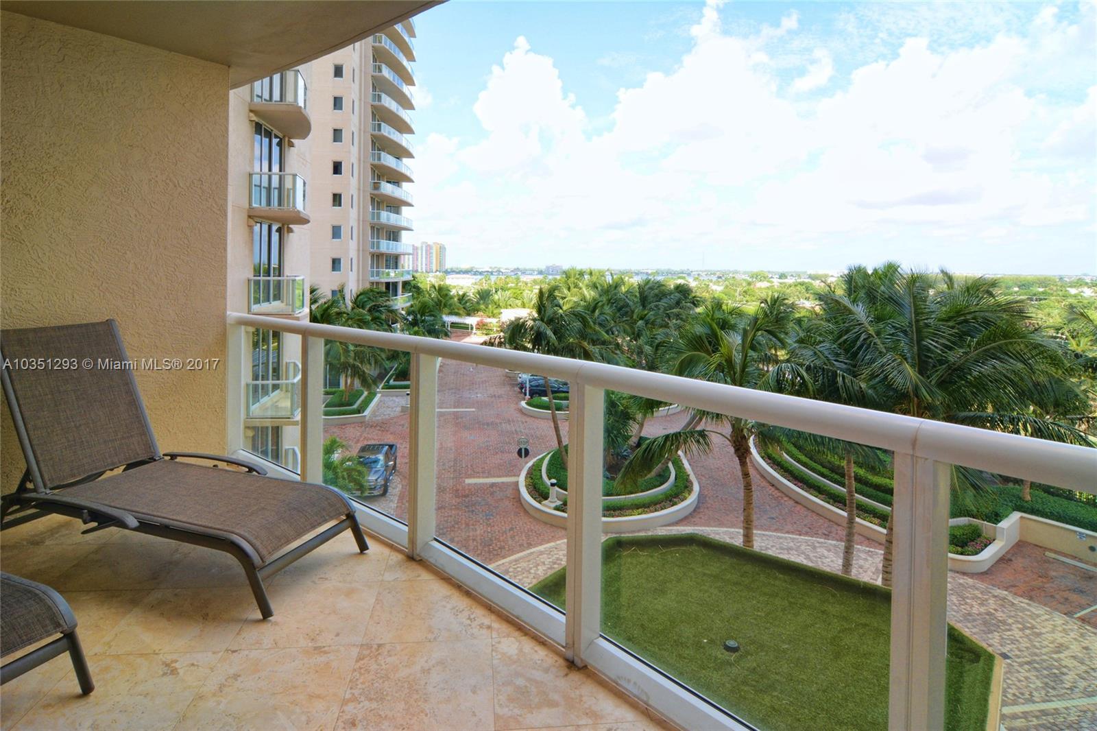 Ritz Carlton Residences - Residential