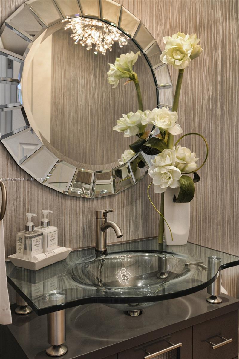 Ritz Carlton Residences - Residential