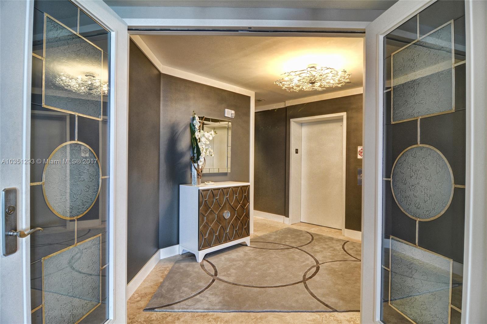 Ritz Carlton Residences - Residential