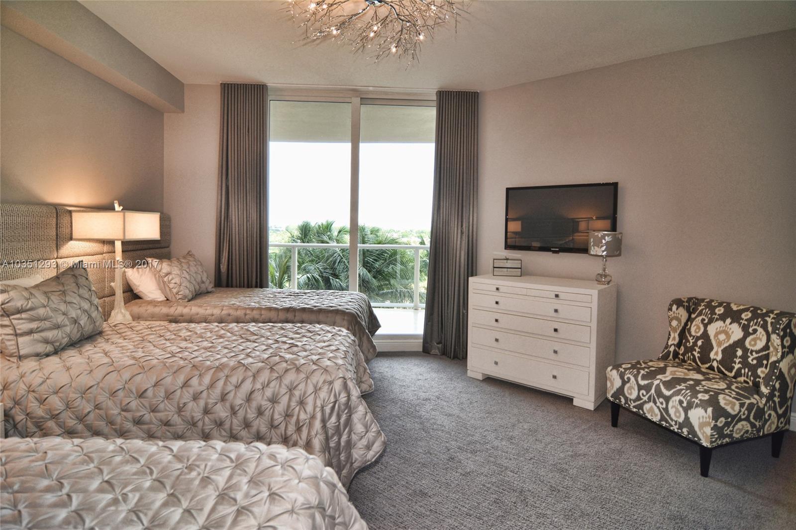 Ritz Carlton Residences - Residential