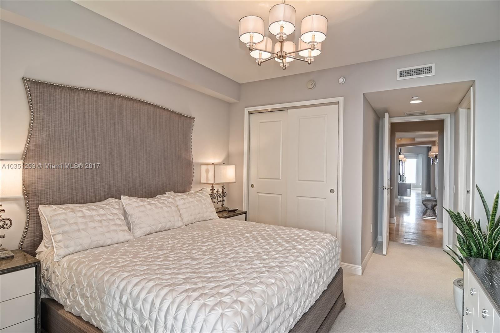 Ritz Carlton Residences - Residential