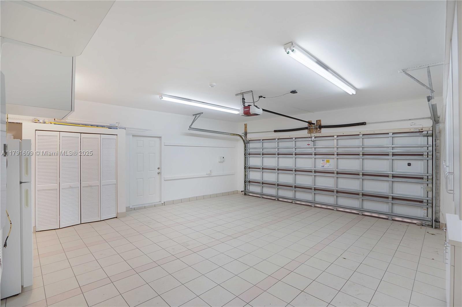 CORAL GABLES RIV SEC PART - Residential Lease