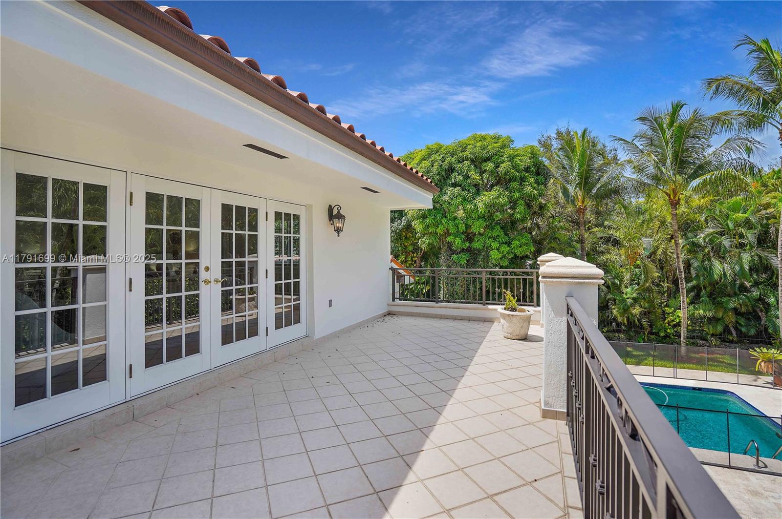 CORAL GABLES RIV SEC PART - Residential Lease