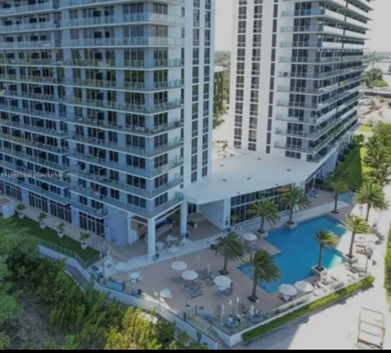 16385 Biscayne Blvd 1603