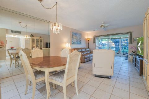 A home in Lauderdale Lakes