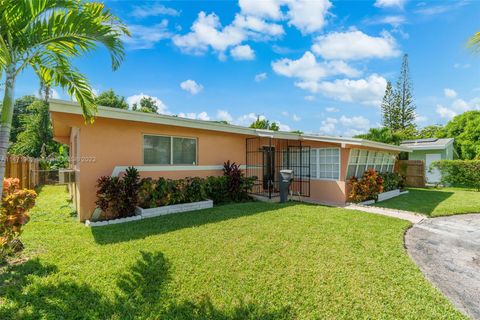 Single Family Residence in North Miami Beach FL 570 177th St St.jpg