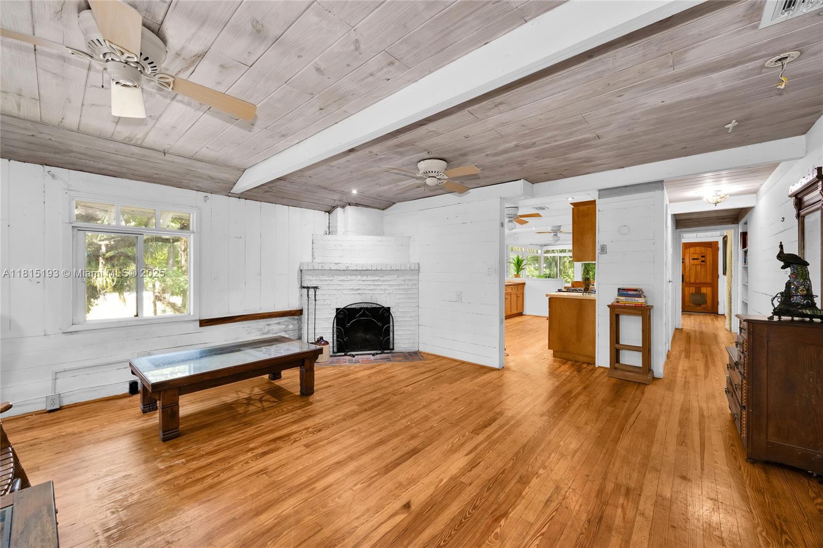 SNAPPER CREEK LAKES SUB - Residential