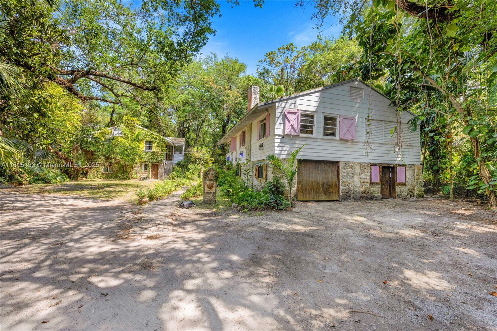 SNAPPER CREEK LAKES SUB - Residential