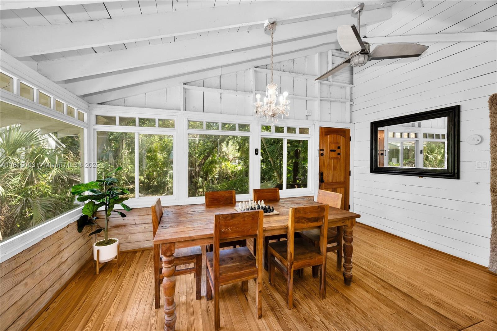 SNAPPER CREEK LAKES SUB - Residential