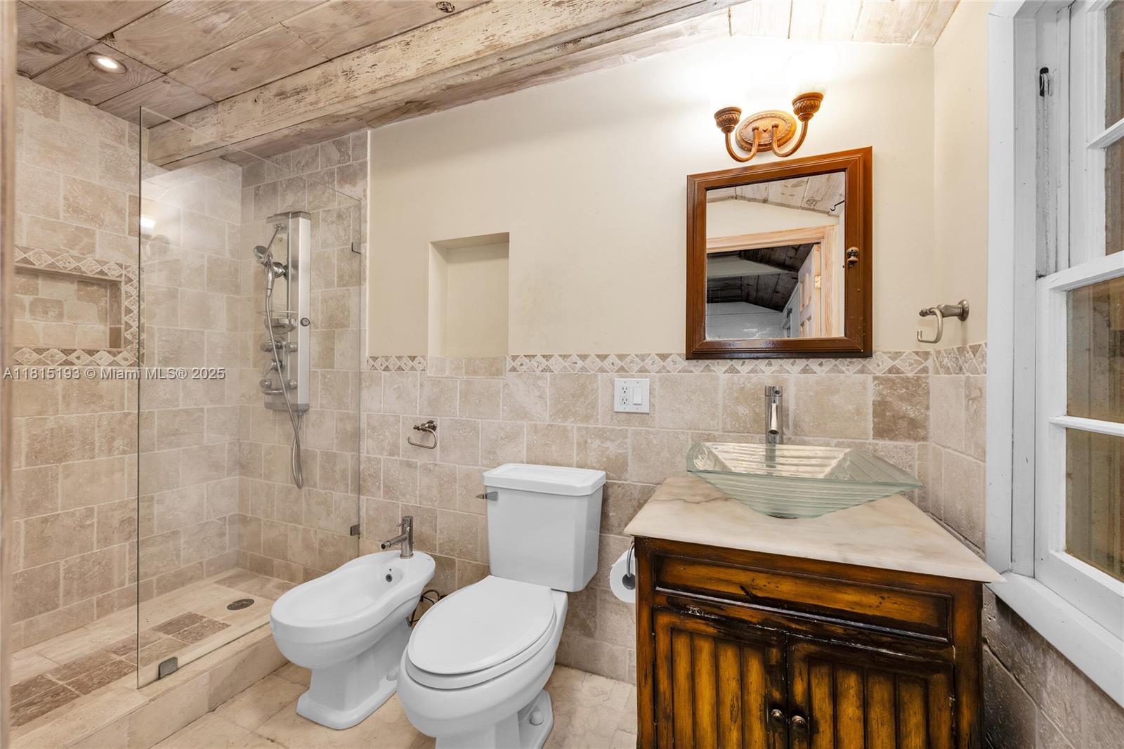 SNAPPER CREEK LAKES SUB - Residential