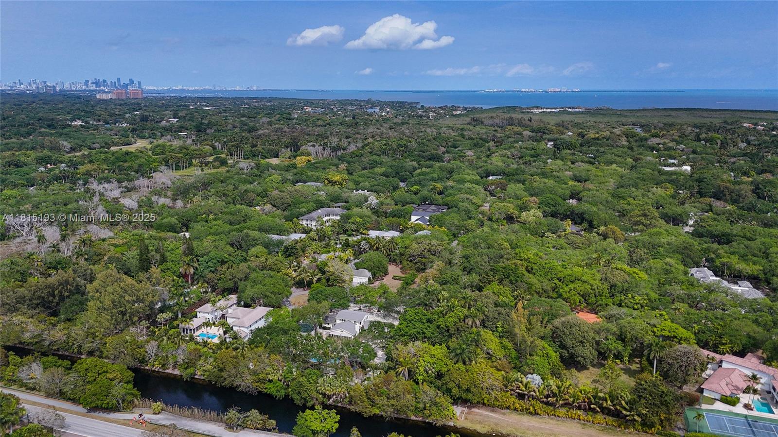 SNAPPER CREEK LAKES SUB - Residential