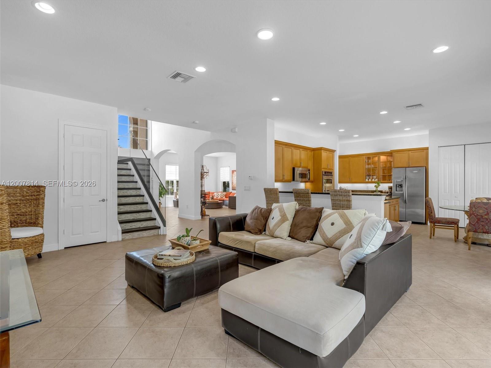 SUNSET FALLS - Residential