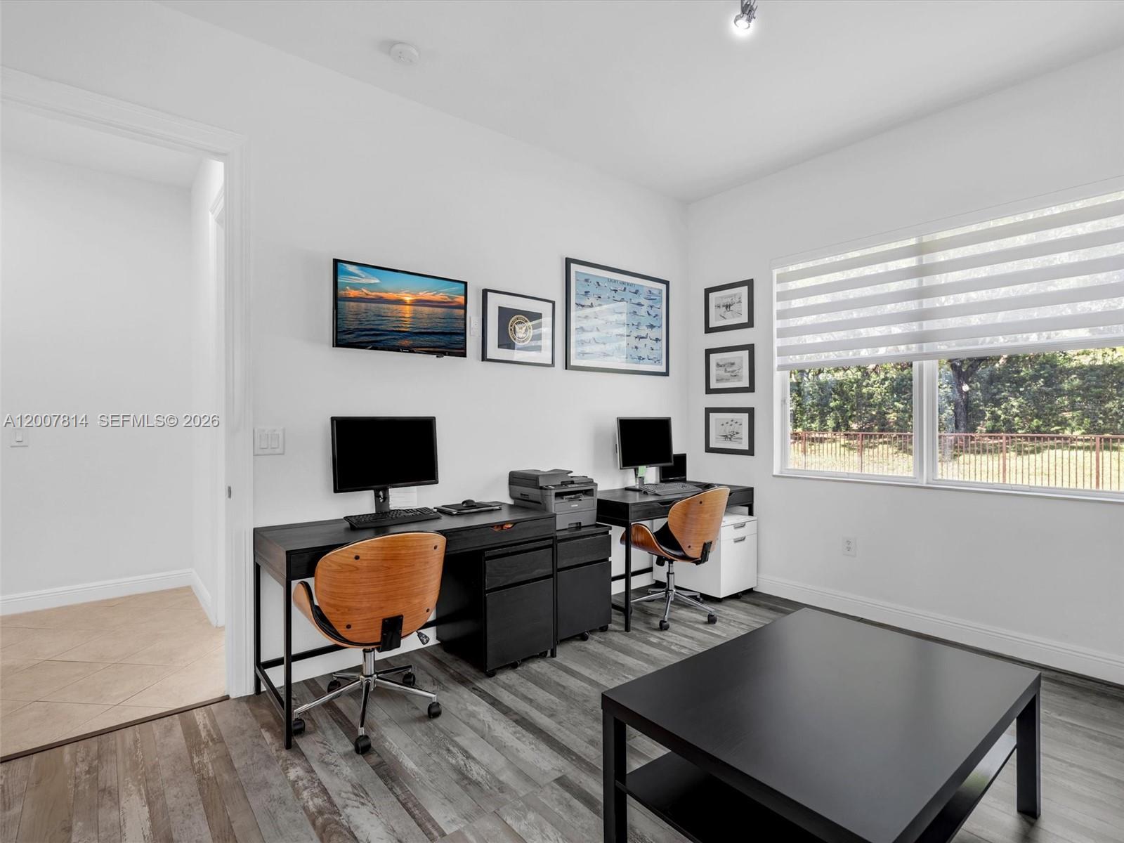 SUNSET FALLS - Residential