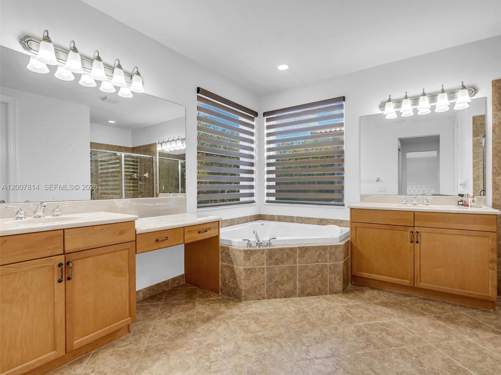 SUNSET FALLS - Residential