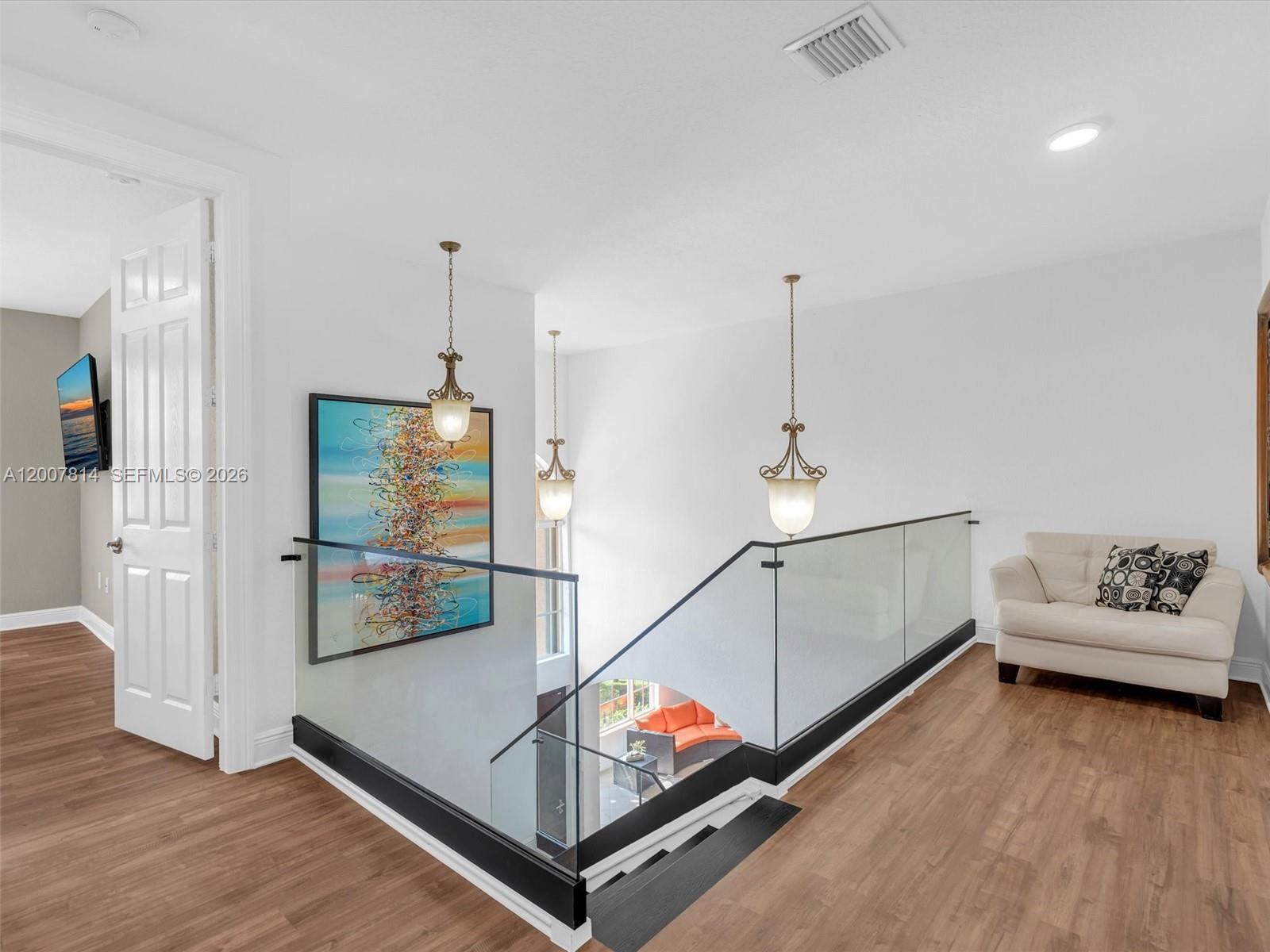 SUNSET FALLS - Residential