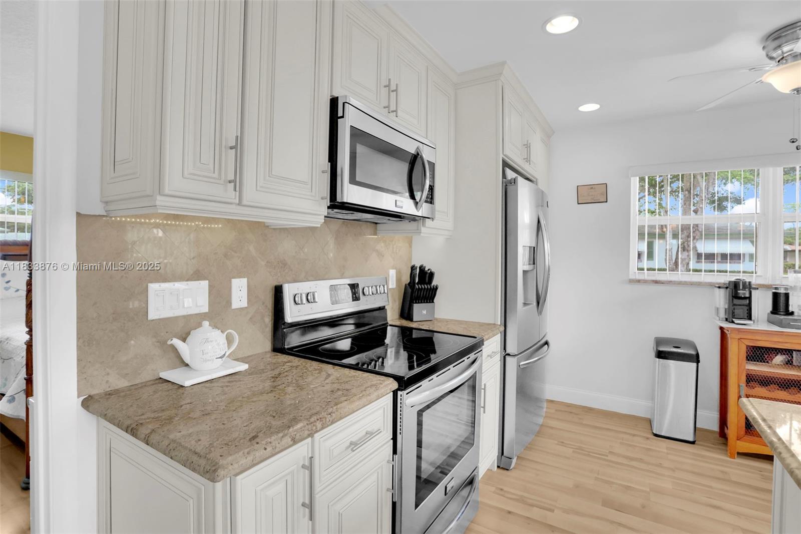 COUNTRY MANORS CONDO - Residential