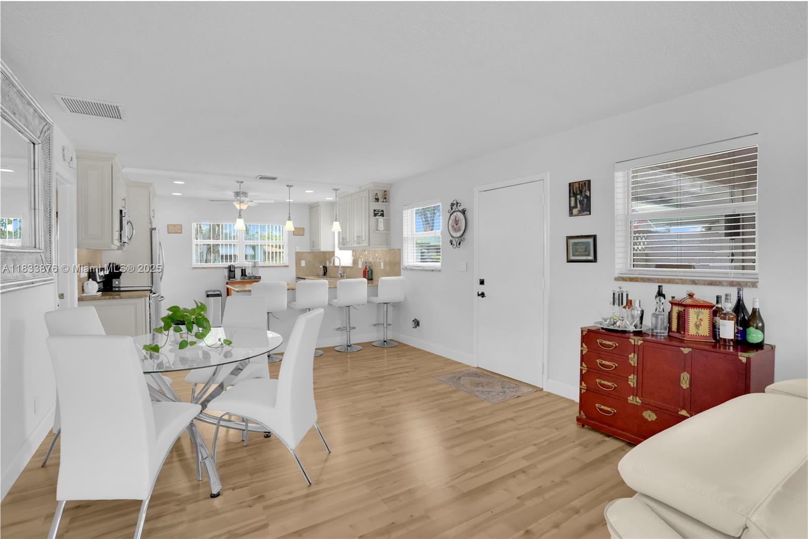 COUNTRY MANORS CONDO - Residential