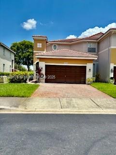 Elegant & spacious corner Coach Townhouse, in the peaceful community of Doral, NETHERLAND at Islands at Doral.
3 bed/3 bath 2 story. Features 1 Bedroom/1 Bath downstairs, high ceilings, tiled floors, large master suit with double sink, Roman Tub and shower, patio with covered terrace, entry foyer, Living room, Dining room, Family room, Laundry Room, 2 CAR GARAGE plus ADDITIONAL DRIVEWAY SPACE FOR MORE PARKING. Excellent LOCATION. Near Miami Airport, easy access to the main highways and Fla Turnpike. Amenities include: Club House, Pool, Tennis Courts, Gym and Playground. Contract To Lease must be submitted with all potential tenant's ID, proof of Income, work information, paystubs for the last 2 months & credit report..